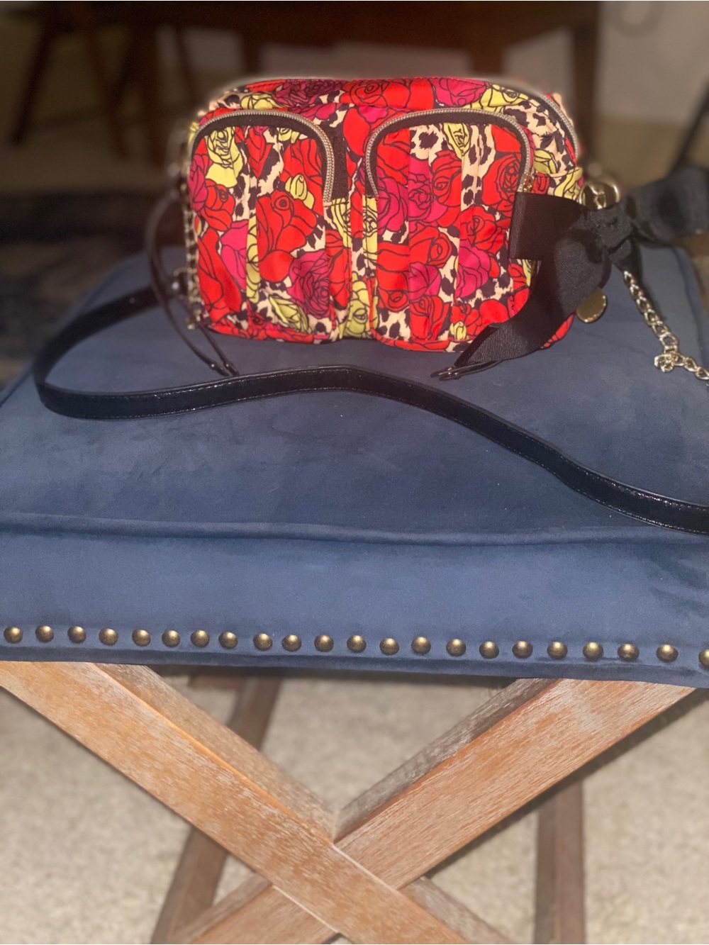 BETSY JOHNSON Red Floral Crossbody with Black Gold Chain Strap and Accents